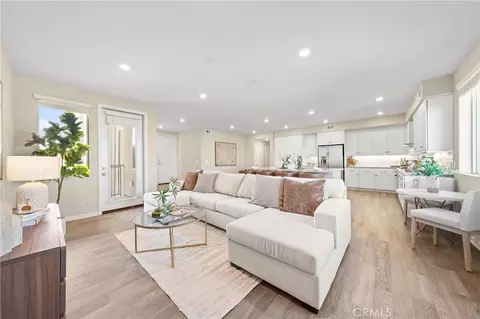 Entry Way - 127 Bowery, Irvine, CA 92612 photo 6 of 6