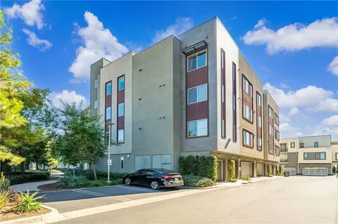 127 Bowery, Irvine, CA 92612