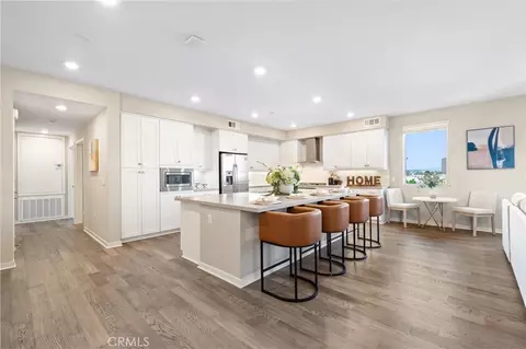 Entry Way - 127 Bowery, Irvine, CA 92612 photo 3 of 6