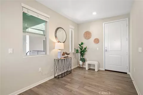 Entry Way - 127 Bowery, Irvine, CA 92612 photo 2 of 6