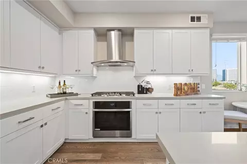 Kitchen - 127 Bowery, Irvine, CA 92612 photo 2 of 2