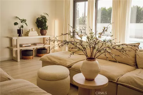 Living - 1130 Drake Rd, Arcadia, CA 91007 photo 3 of 5