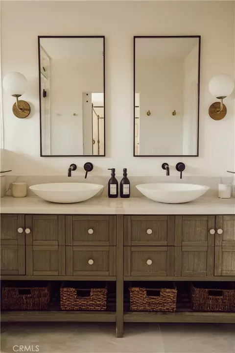 Bath - 1130 Drake Rd, Arcadia, CA 91007 photo 6 of 6