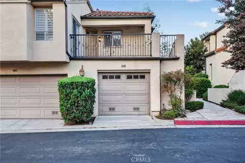 88 Corsica Dr, Newport Beach, CA 92660
