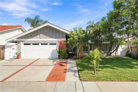 8641 Salt Lake Dr, Huntington Beach, CA 92646