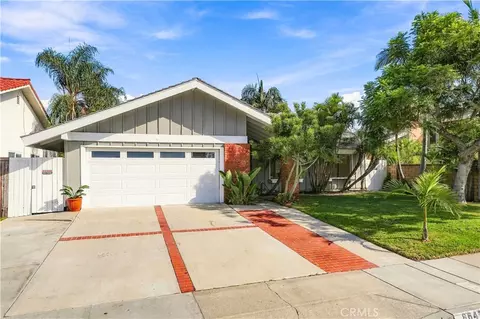 8641 Salt Lake Dr, Huntington Beach, CA 92646