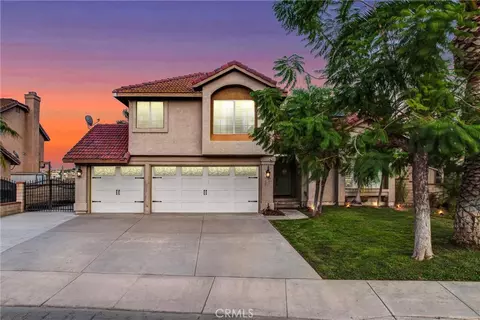 Exterior - 17102 Whispering Brk, Riverside, CA 92503 photo 1 of 24