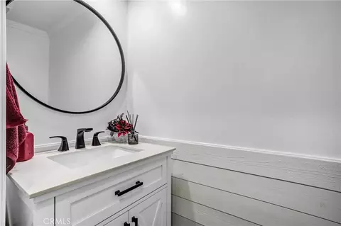Bath - 17102 Whispering Brk, Riverside, CA 92503 photo 1 of 5