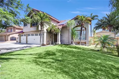 Exterior - 17102 Whispering Brk, Riverside, CA 92503 photo 4 of 24
