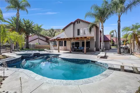 Exterior - 17102 Whispering Brk, Riverside, CA 92503 photo 7 of 24