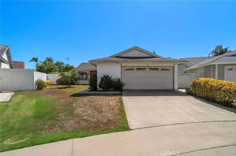 4862 Redbluff Cir, Irvine, CA 92604
