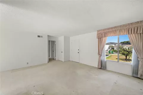 Living - 4862 Redbluff Cir, Irvine, CA 92604 photo 4 of 5