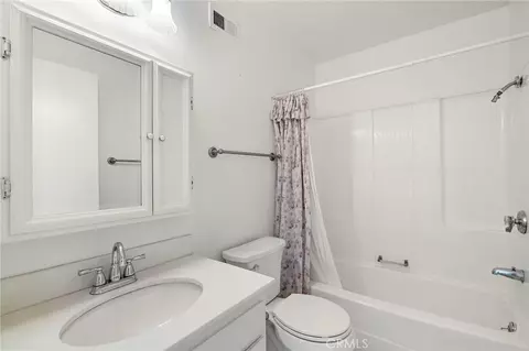 Bath - 4862 Redbluff Cir, Irvine, CA 92604 photo 1 of 2