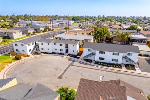 776 W Wilson St, Costa Mesa, CA 92627