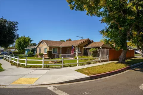 Exterior - 6285 E Metz, Long Beach, CA 90808 photo 2 of 17