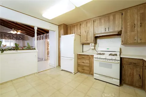 Kitchen - 6285 E Metz, Long Beach, CA 90808 photo 1 of 3