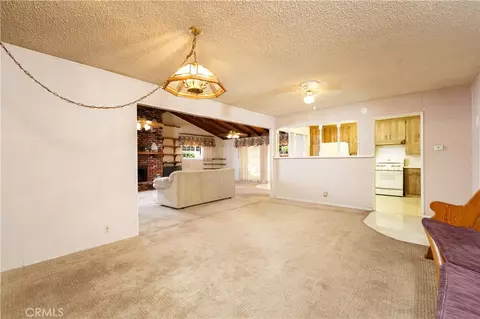 Living - 6285 E Metz, Long Beach, CA 90808 photo 5 of 6