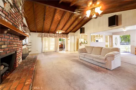 Living - 6285 E Metz, Long Beach, CA 90808 photo 3 of 6