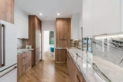 Kitchen - 28491 Nicholas Cir, Saugus, CA 91350 photo 2 of 7