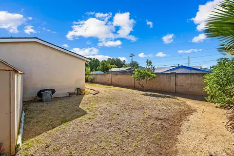 Exterior - 150 S S Park, Orange, CA 92869 photo 3 of 4