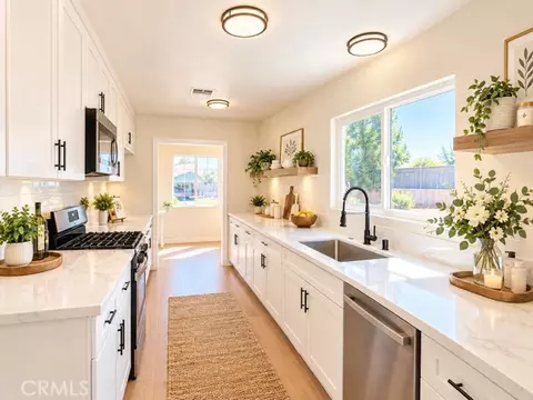 13121 Chase St, Arleta, CA 91331 photo 6