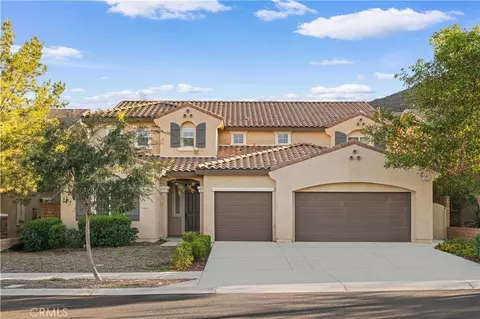 7525 Sanctuary Dr, Corona, CA 92883