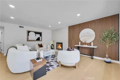 Living - 56 Monticello, Irvine, CA 92620 photo 2 of 3