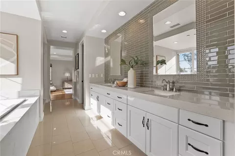 Entry Way - 10 Shadybend, Irvine, CA 92602 photo 15 of 16