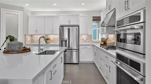 Kitchen - 933 Treble, Irvine, CA 92618 photo 1 of 1