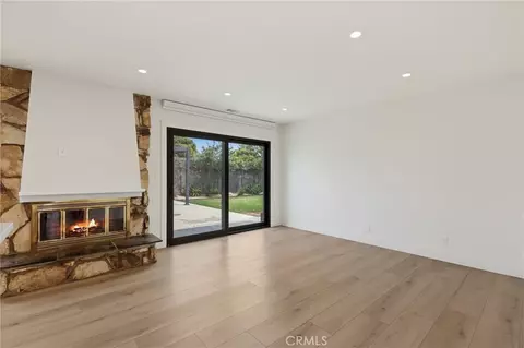 Living - 421 Larry Ln, Placentia, CA 92870 photo 10 of 11