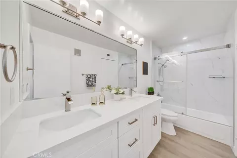 Bath - 12 Primrose, Irvine, CA 92604 photo 1 of 5