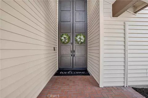 1972 Royal Oak Rd, Tustin, CA 92780