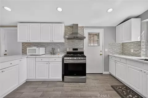 Kitchen - 7832 Ruthann, Stanton, CA 90680 photo 3 of 3