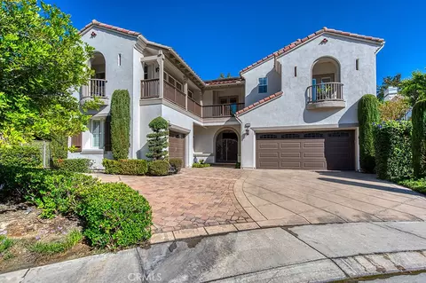 2 Lake Vw, Coto De Caza, CA 92679