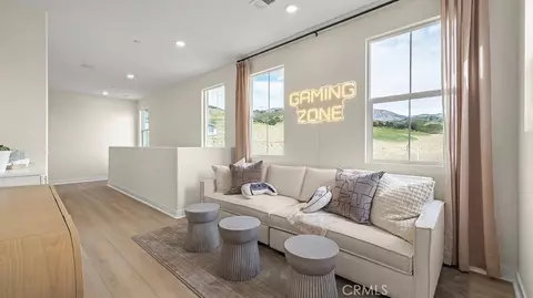 Entry Way - 2014 Pyrenes Pl, Santa Paula, CA 93060 photo 4 of 4