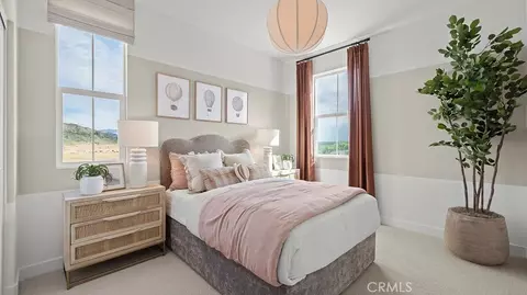 Bedroom - 2014 Pyrenes Pl, Santa Paula, CA 93060 photo 5 of 8