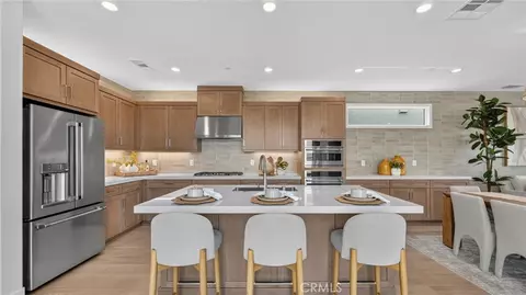324 Bracken, Irvine, CA 92618