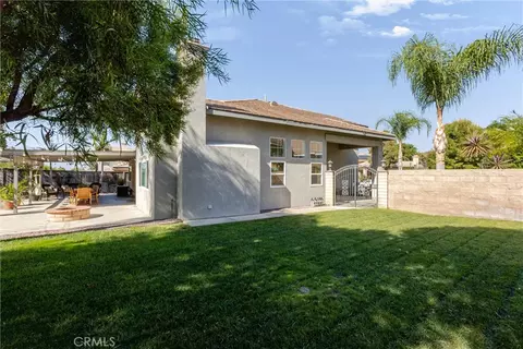 Exterior - 11678 Sueno Ct, Fontana, CA 92337 photo 8 of 12