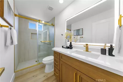 Bath - 1232 Athens, Placentia, CA 92870 photo 1 of 2