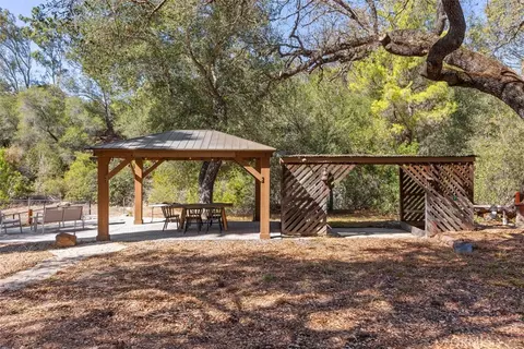 Exterior - 39150 Daily Rd, Fallbrook, CA 92028 photo 7 of 9