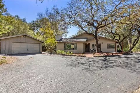 Exterior - 39150 Daily Rd, Fallbrook, CA 92028 photo 5 of 9