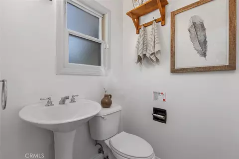 Bath - 39150 Daily Rd, Fallbrook, CA 92028 photo 3 of 3