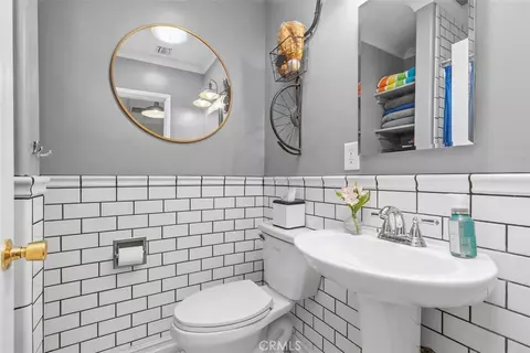 Bath - 3442 N Studebaker, Long Beach, CA 90808 photo 3 of 4