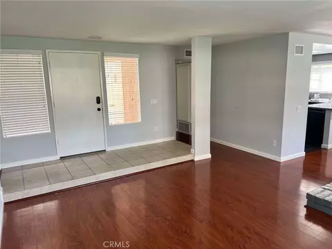 Living - 74 Woodleaf, Irvine, CA 92614 photo 3 of 4