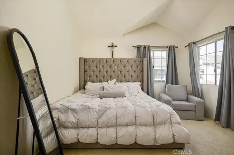 Bedroom - 13576 Eucalyptus St, Tustin, CA 92782 photo 2 of 4