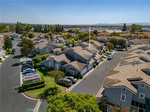 View/Area - 13576 Eucalyptus St, Tustin, CA 92782 photo 7 of 7
