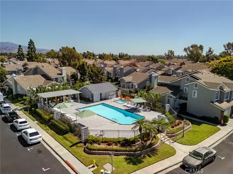 View/Area - 13576 Eucalyptus St, Tustin, CA 92782 photo 5 of 7