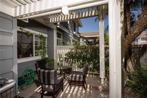 Exterior - 13576 Eucalyptus St, Tustin, CA 92782 photo 2 of 7