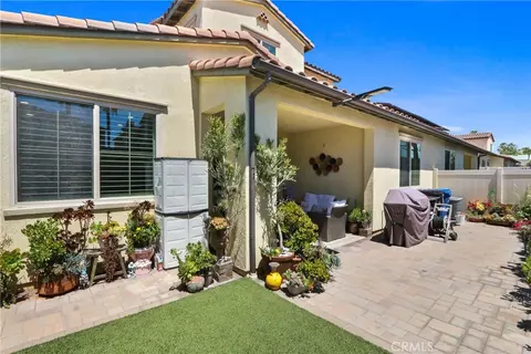 Exterior - 10902 Flora Park Way, Cypress, CA 90720 photo 4 of 10