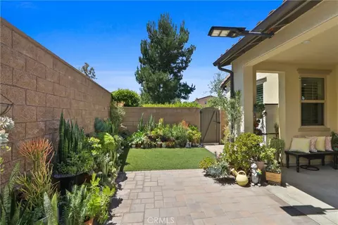 Exterior - 10902 Flora Park Way, Cypress, CA 90720 photo 6 of 10